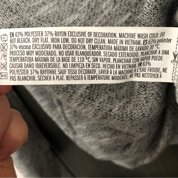 Forever 21 grey exercise long sleeve hooded sweatshirt - Picture 7 of 7